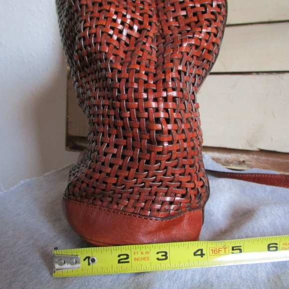 Brown leather wicker style handbag with long strap. Bruno Lorelli. 12x10" Used. - Picture 8 of 12